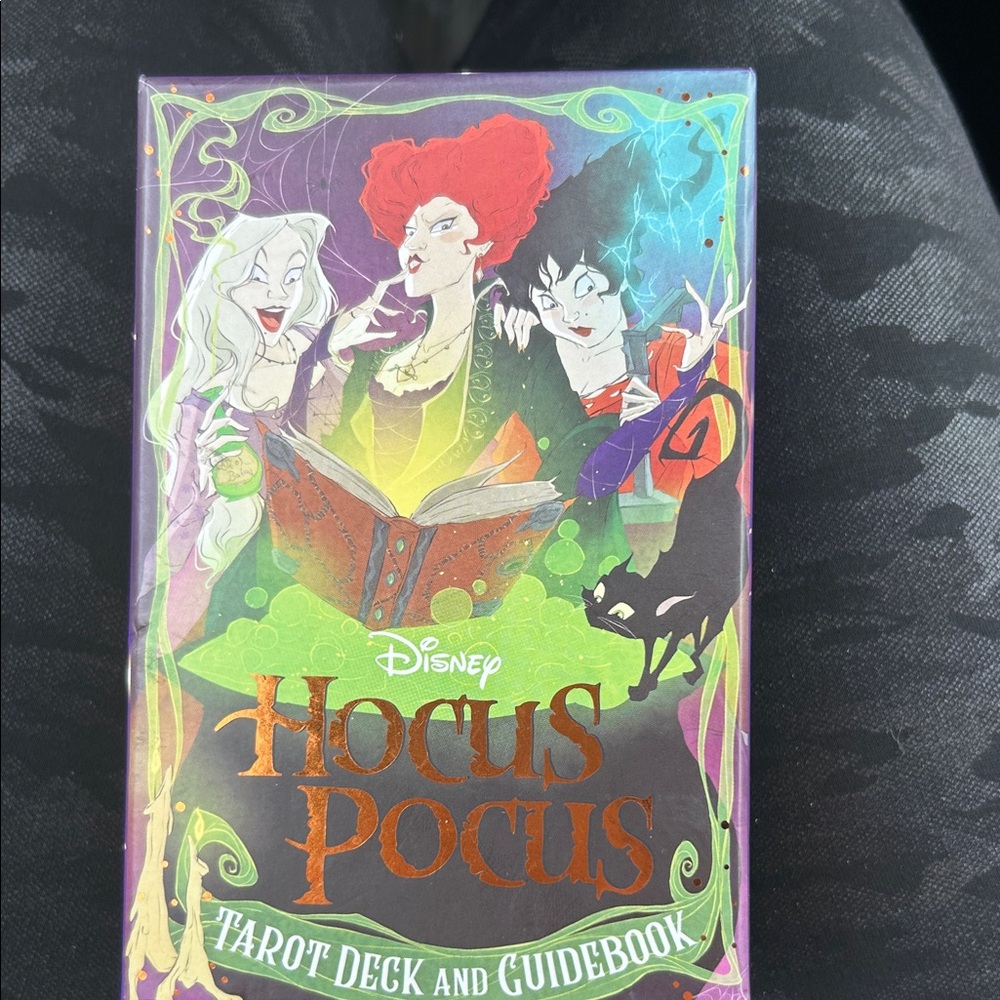 Disney Hocus Pocus Tarot Deck & Guidebook
